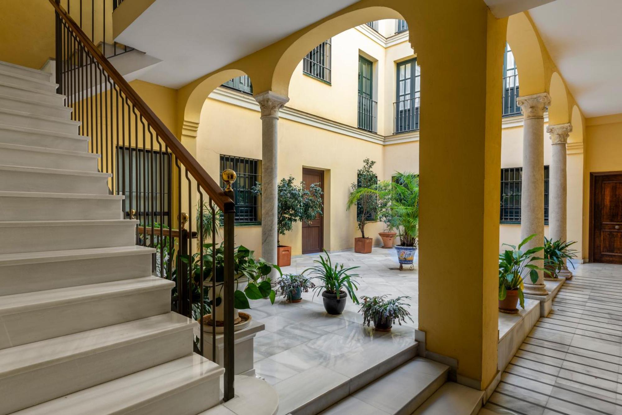 Magno Apartments Alvarez Quintero Séville Extérieur photo